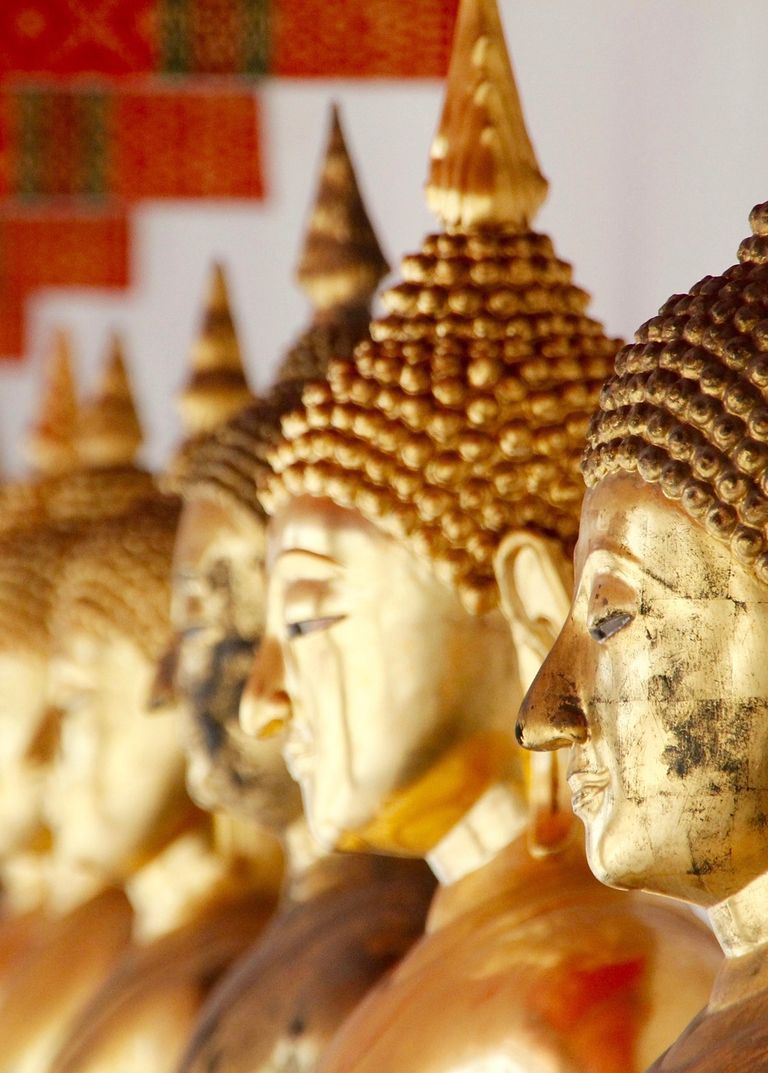 Picture of Thai Temple Buddhist statues 