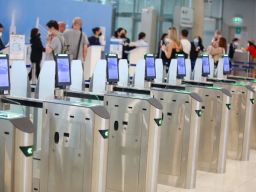 photo showing Bangkok’s Suvarnabhumi Airport Passenger Validation System