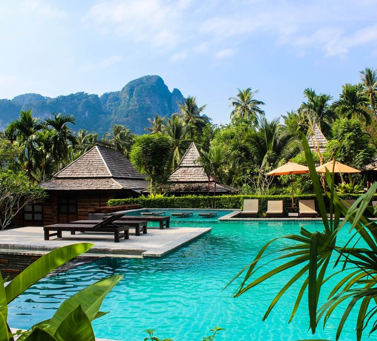 Thai pool scene